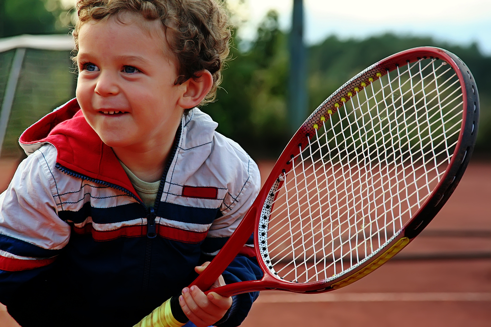 Adelante Cooperación hilo Tenis para niños: Sus beneficios y la mejor edad para empezar